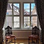 Апартаменты Stadtpalais Domblick-suite 4 Mit Balkon Maximal 6 Personen