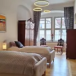 Stadtpalais Domblick-suite 4 Mit Balkon Maximal 6 Personen