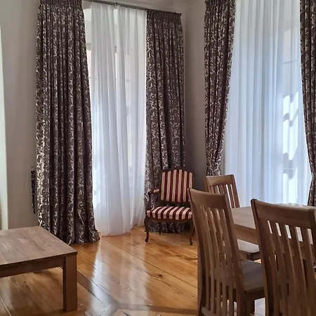 Stadtpalais Domblick-suite 4 Mit Balkon Maximal 6 Personen * Bautzen
