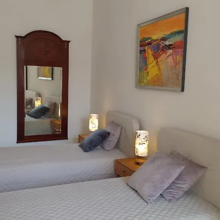 Stadtpalais Domblick-suite 4 Mit Balkon Maximal 6 Personen Apartment