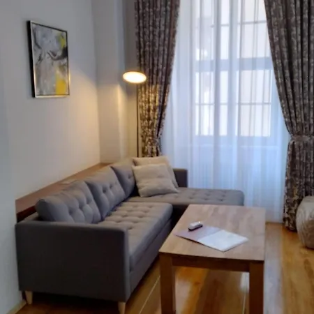Appartement Stadtpalais Domblick-suite 4 Mit Balkon Maximal 6 Personen Bautzen
