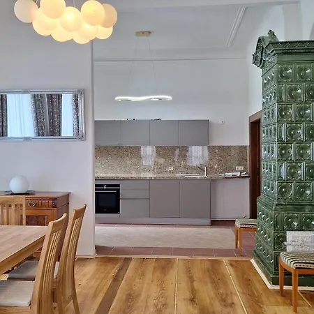 Stadtpalais Domblick-suite 4 Mit Balkon Maximal 6 Personen