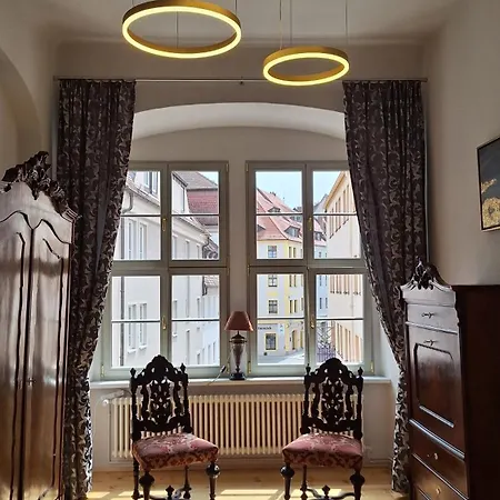 Apartamento Stadtpalais Domblick-suite 4 Mit Balkon Maximal 6 Personen