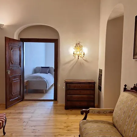 Stadtpalais Domblick-suite 4 Mit Balkon Maximal 6 Personen Appartement Bautzen