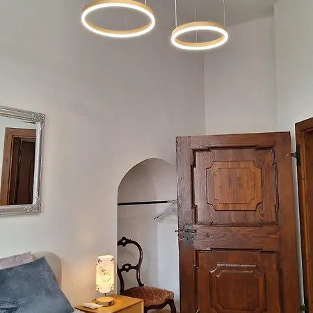 Stadtpalais Domblick-suite 4 Mit Balkon Maximal 6 Personen Appartement *