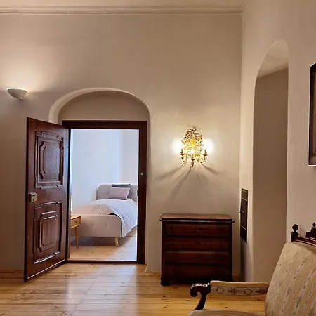 Appartement Stadtpalais Domblick-suite 4 Mit Balkon Maximal 6 Personen