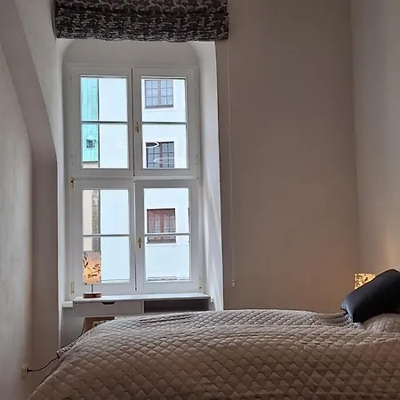 Apartamento Stadtpalais Domblick-suite 4 Mit Balkon Maximal 6 Personen Bautzen