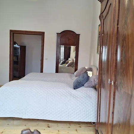 Stadtpalais Domblick-suite 4 Mit Balkon Maximal 6 Personen Appartement *
