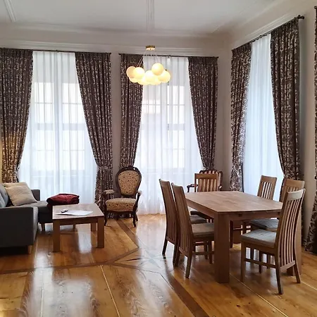 Stadtpalais Domblick-suite 4 Mit Balkon Maximal 6 Personen Appartement Bautzen